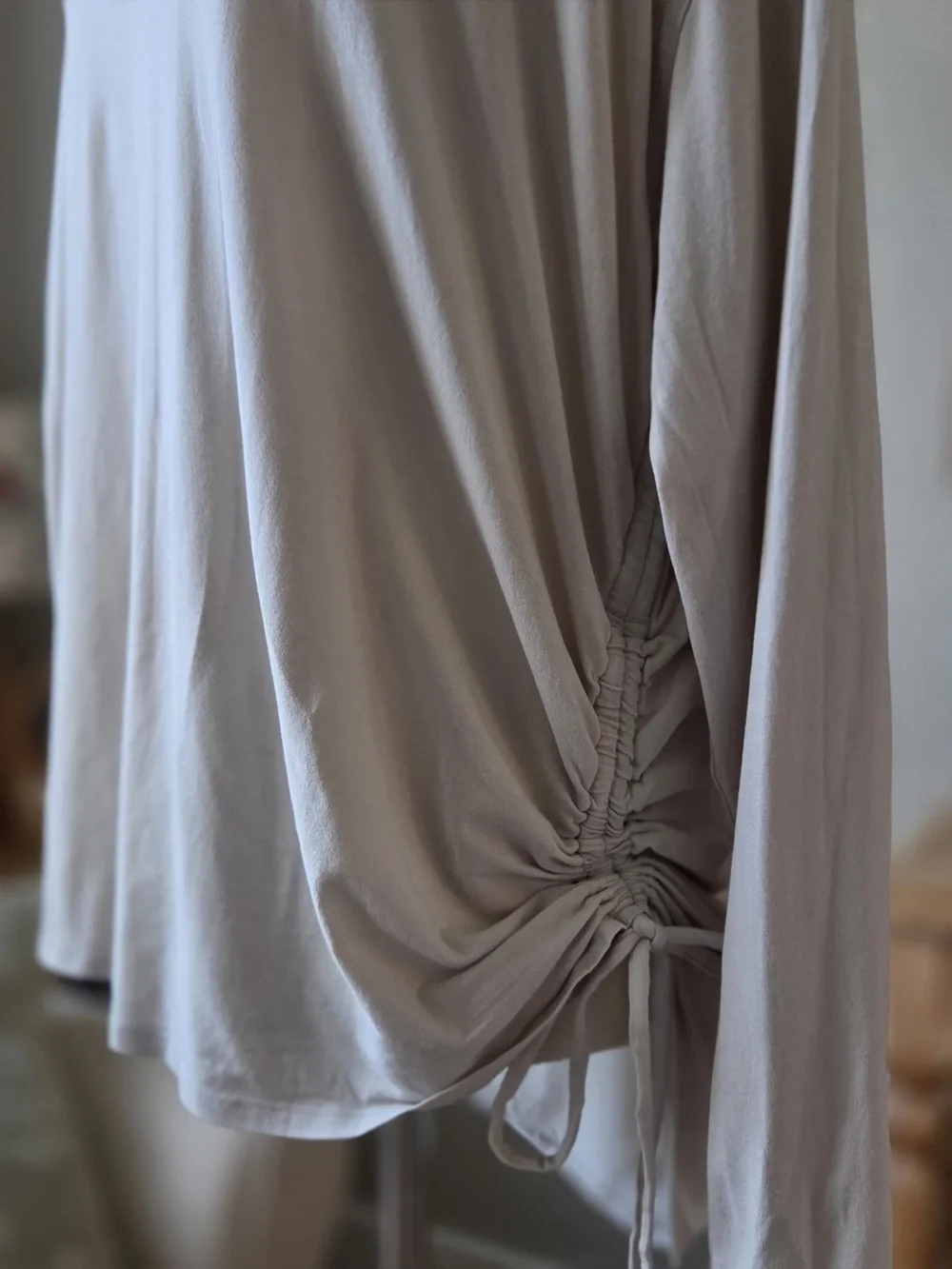 lululemon athletica Long Sleeve Ruched Side Top - Light Taupe